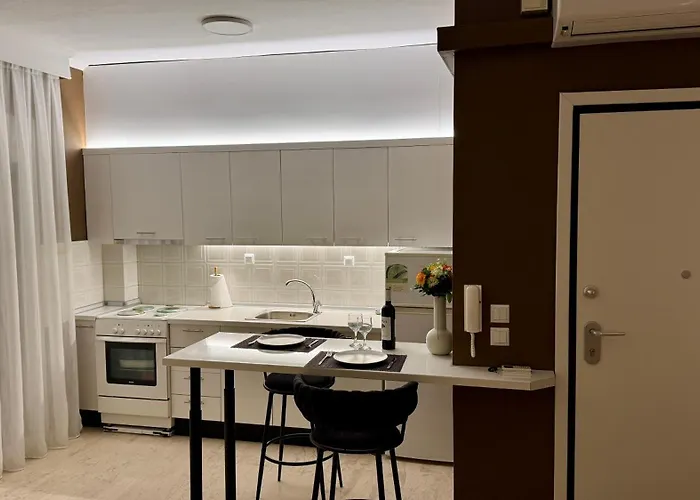 Apartment Center Modern